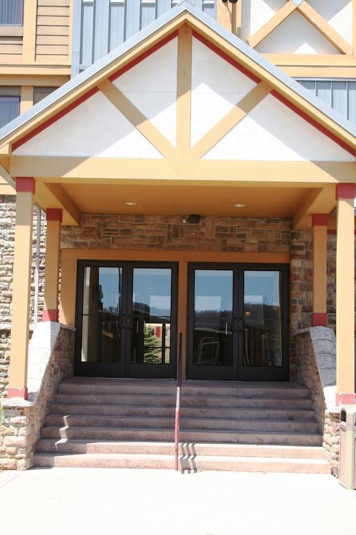 Wisp Resort Hotel And Conference Center 麦克亨利 外观 照片
